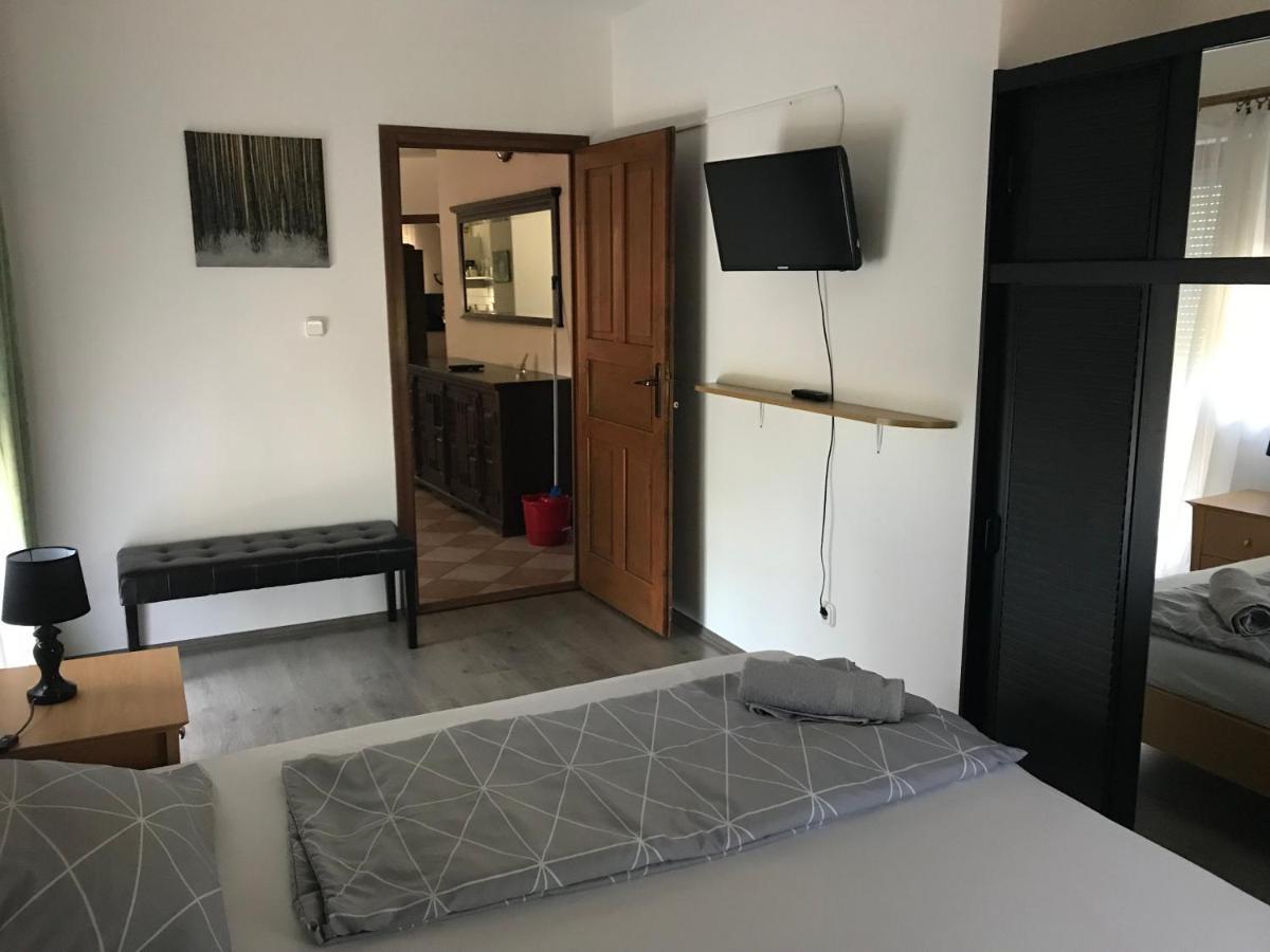 Marta Apartman Balatonalmádi المظهر الخارجي الصورة
