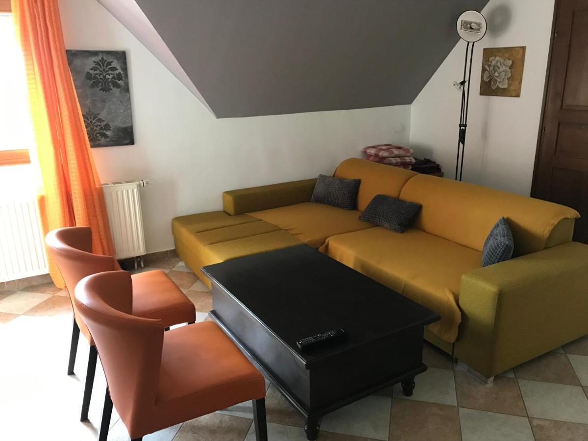 Marta Apartman Balatonalmádi المظهر الخارجي الصورة