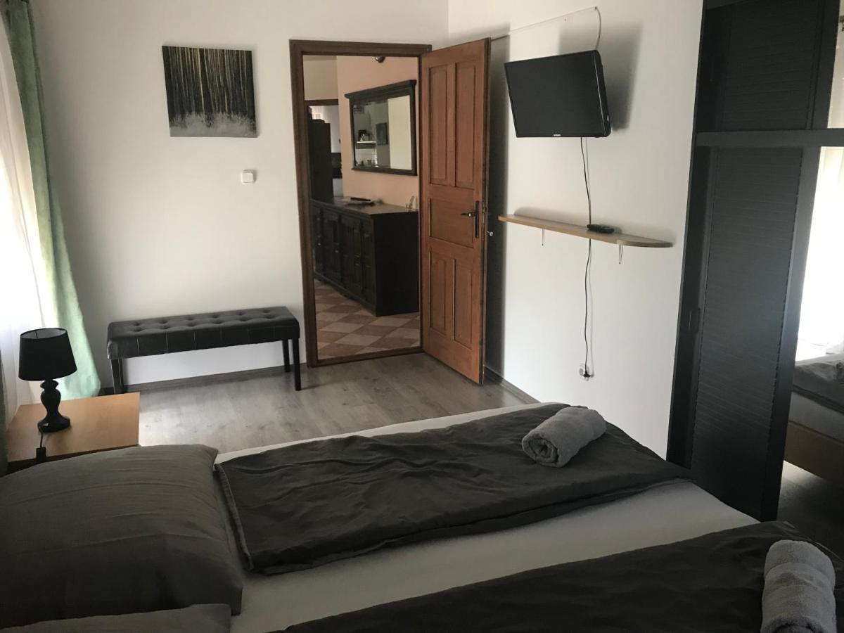 Marta Apartman Balatonalmádi المظهر الخارجي الصورة