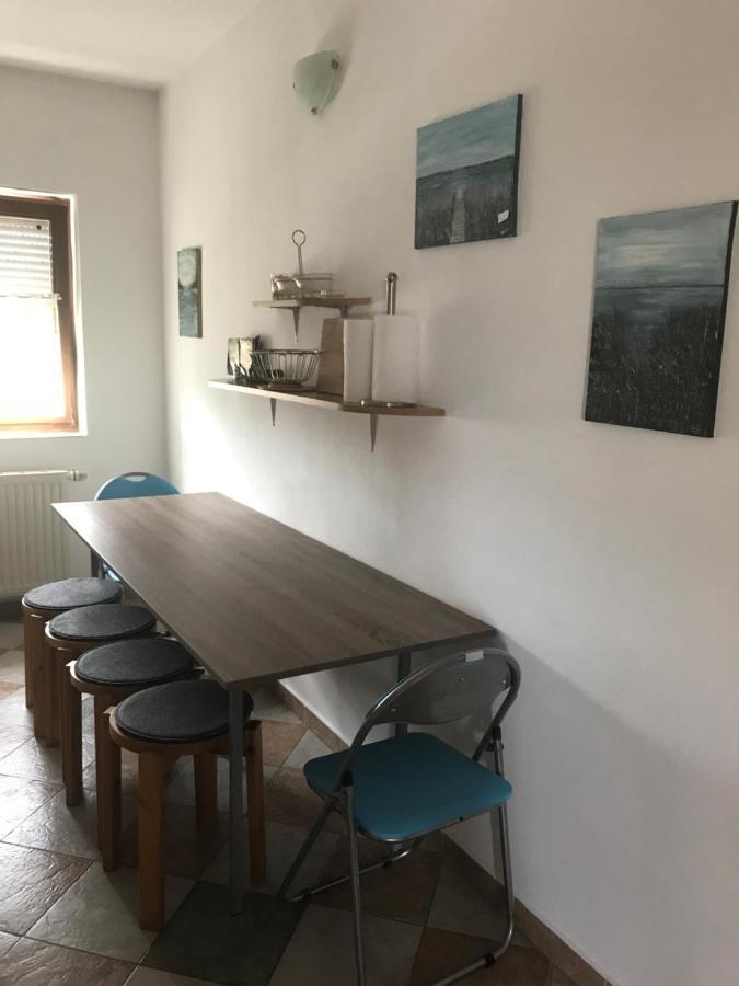 Marta Apartman Balatonalmádi المظهر الخارجي الصورة